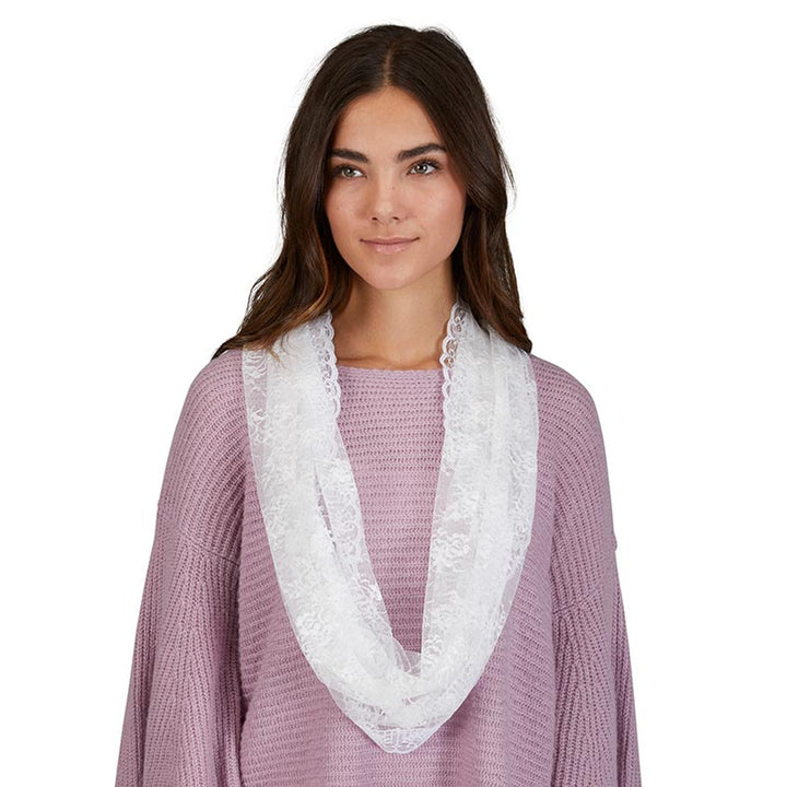 White Lace Infinity Chapel Veil