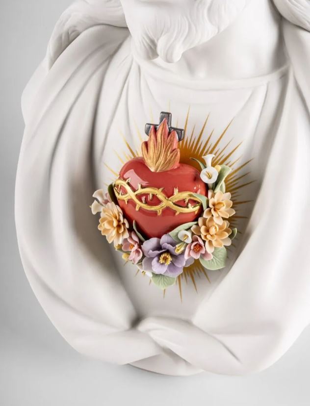 Lladro™ 15.75" Sacred Heart of Jesus Porcelain Statue