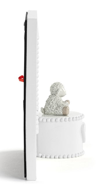 Jesus Loves Me Cream Lamb Musical Frame - 8x7in