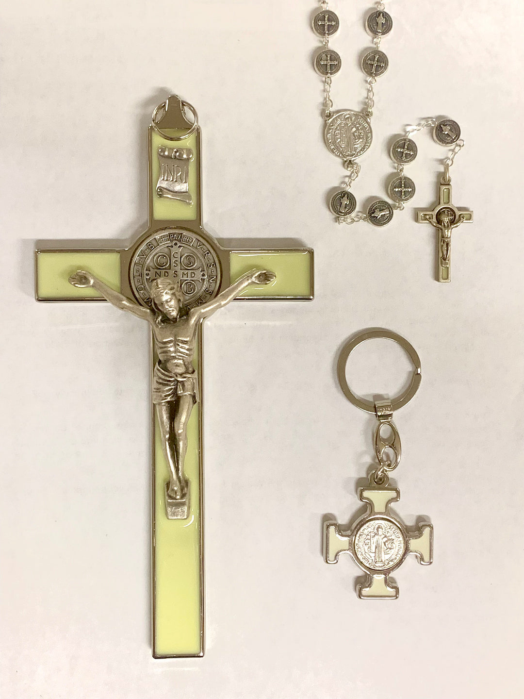 St. Benedict Rosary, Crucifix & Key Chain Set - Luminous – The ...