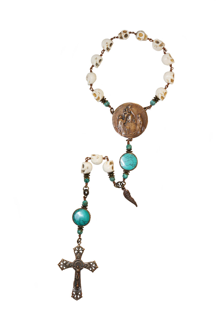 One Decade Heirloom Rosary of Divine Grace - Howlite Skulls