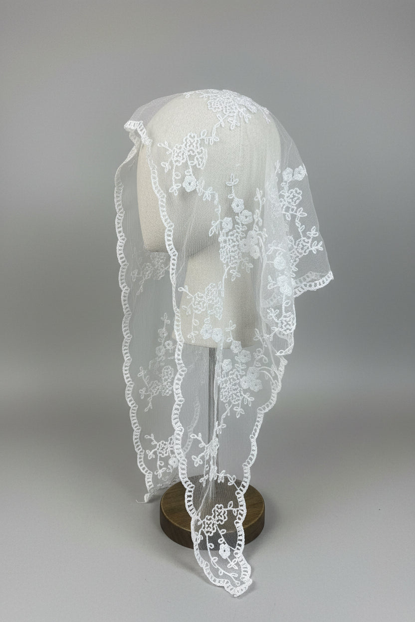 Triangular Lace Veil