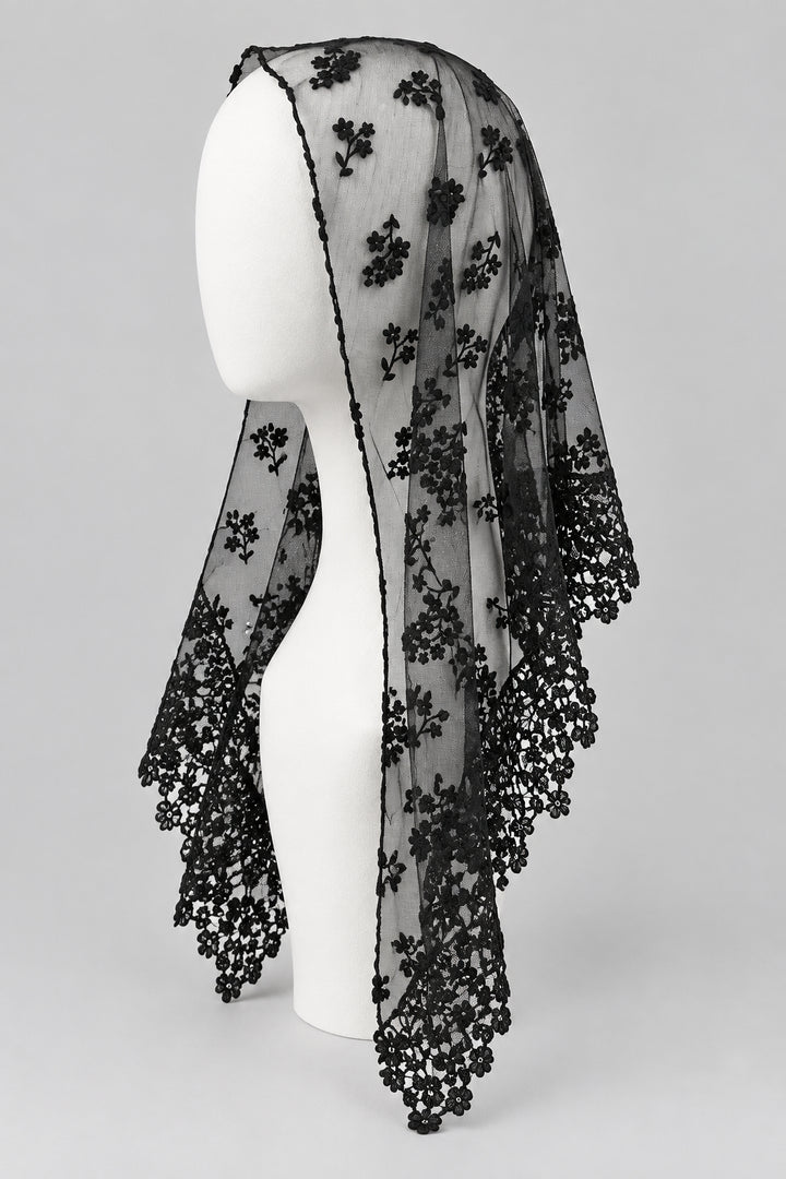 Triangular Lace Veil