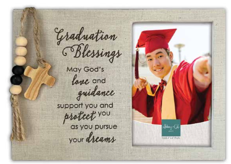 Fabric Frame Graduation